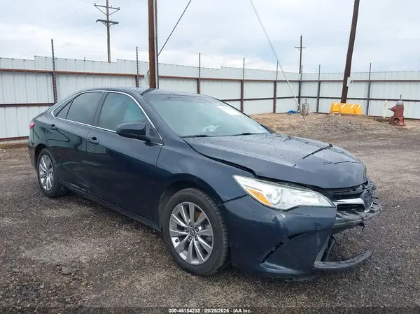 4T1BF1FK8HU339045 — 2017 Toyota Camry, Левый бок (Left Side), фото до ремонта