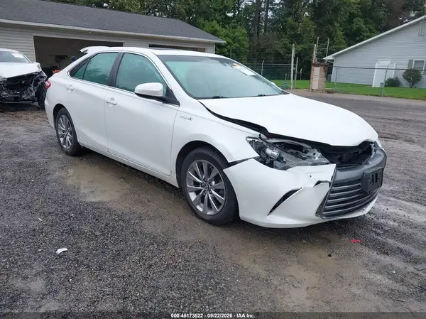 4T1BD1FK7HU225771 — 2017 Toyota Camry, Передняя часть (Front End), фото до ремонта