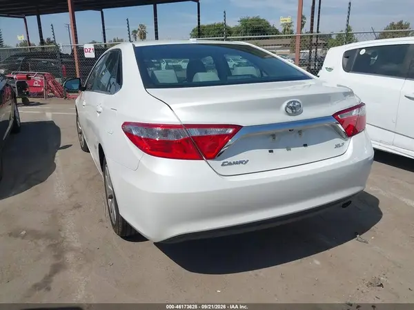 4T1BF1FK2HU699508 — 2017 Toyota Camry, фото 3 с аукциона IAAI 29.09.2026, Естественный износ