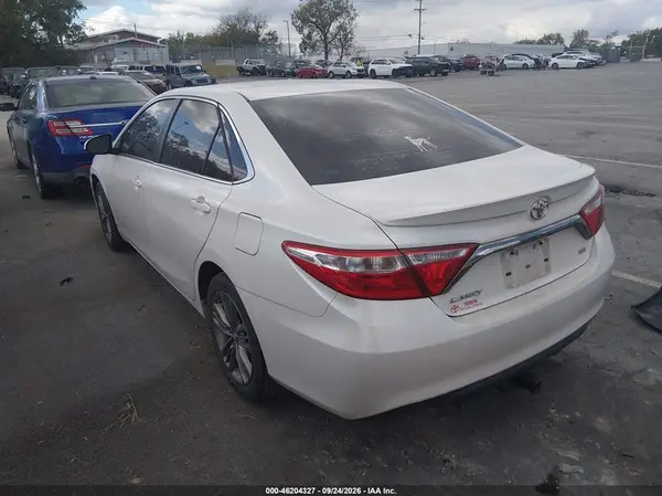 4T1BF1FK3HU450540 — 2017 Toyota Camry, фото 3 с аукциона IAAI, Передняя часть