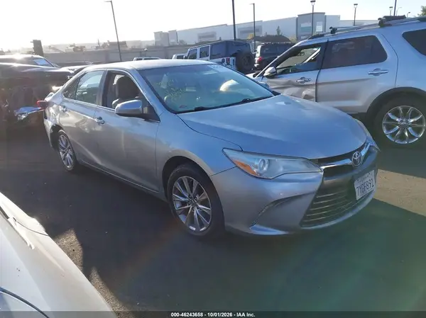 4T1BF1FK4HU712999 — 2017 Toyota Camry, Задняя часть (Rear), фото до ремонта