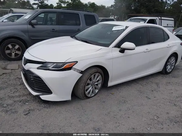 JTNB11HKXJ3034556 — 2018 Toyota Camry, фото 2 с аукциона IAAI, REPOSSESSION