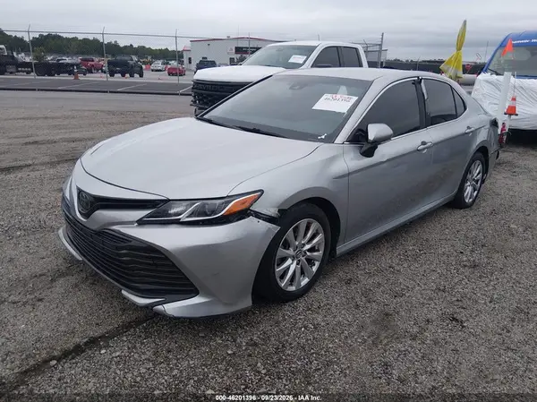 JTNB11HK5J3042581 — 2018 Toyota Camry, фото 2 с аукциона IAAI 14.10.2026, LEFT & RIGHT SIDE