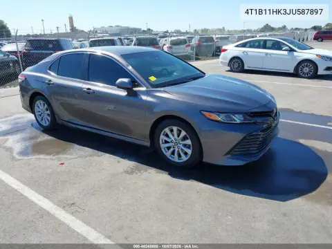 4T1B11HK3JU587897 — 2018 Toyota Camry, Левая сторона, фото до ремонта