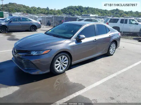 2018 Toyota Camry Le VIN 4T1B11HK3JU587897 фото 3