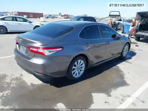2018 Toyota Camry Le VIN 4T1B11HK3JU587897 фото 5
