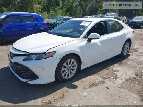 JTNB11HK7J3023840 — 2018 Toyota Camry, фото 3 с аукциона IAAI, Боковая часть