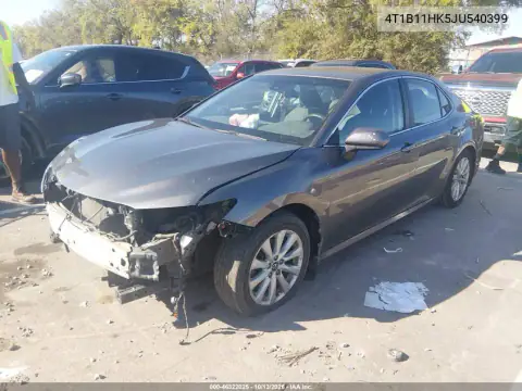 4T1B11HK5JU540399 — 2018 Toyota Camry, фото 3 с аукциона IAAI, Передняя часть