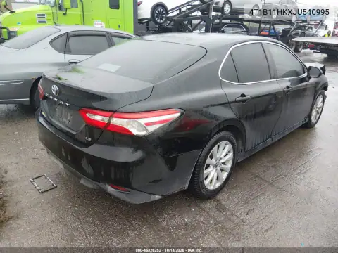 4T1B11HKXJU540995 — 2018 Toyota Camry, фото 5 с аукциона IAAI, Передняя часть