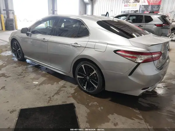 4T1B61HK0KU720831 — 2019 Toyota Camry, фото 3 с аукциона IAAI 15.10.2026, Град
