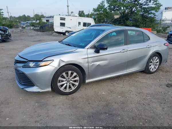 4T1B11HK7KU723157 — 2019 Toyota Camry, фото 2 с аукциона IAAI 13.10.2026, Задняя часть справа