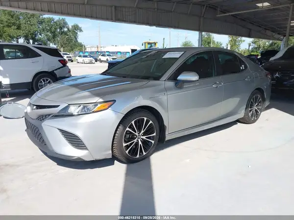 4T1B21HK5KU010285 — 2019 Toyota Camry, фото 2 с аукциона IAAI 11.10.2026, Правый бок