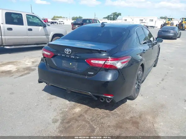 4T1B61HK0KU801909 — 2019 Toyota Camry, фото 4 с аукциона IAAI, Левый бок