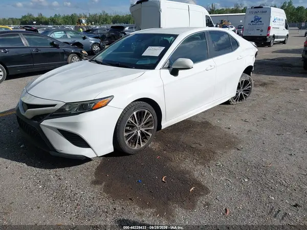 4T1B11HK9KU788432 — 2019 Toyota Camry, фото 2 с аукциона IAAI, Задняя часть слева
