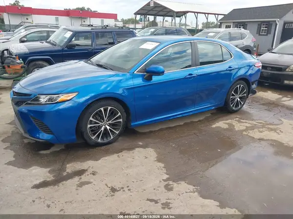 4T1G11AK2LU398614 — 2020 Toyota Camry, фото 2 с аукциона IAAI 01.10.2026, Задняя часть