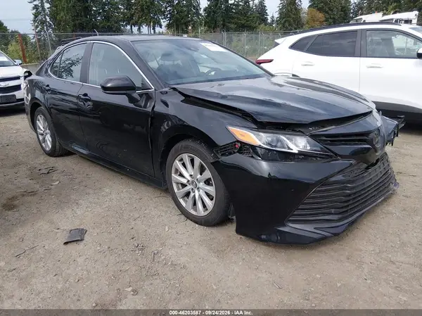 4T1C11AK1LU874673 — 2020 Toyota Camry, Передняя часть (Front End), фото до ремонта