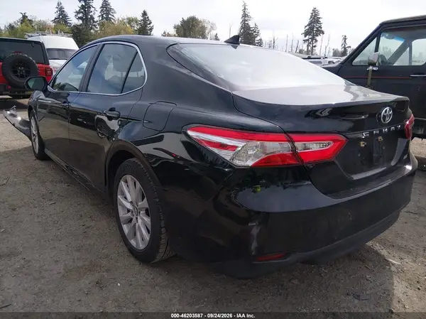4T1C11AK1LU874673 — 2020 Toyota Camry, фото 3 с аукциона IAAI, Передняя часть