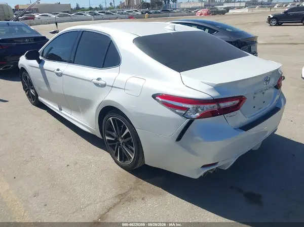 4T1K61AK1LU972485 — 2020 Toyota Camry, фото 3 с аукциона IAAI, Передняя часть
