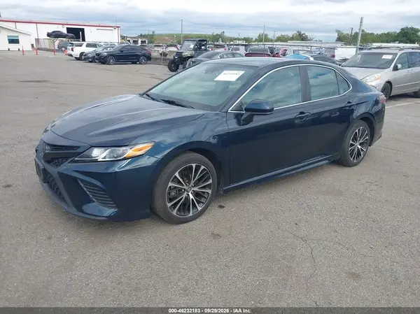 4T1G11AK3LU320259 — 2020 Toyota Camry, фото 2 с аукциона IAAI 09.10.2026, Повреждения со всех сторон