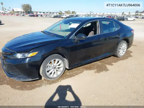 2020 Toyota Camry Le VIN 4T1C11AK7LU964006 фото 2