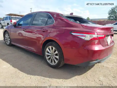 4T1C11AK7LU397909 — 2020 Toyota Camry, фото 4 с аукциона IAAI, Задняя часть