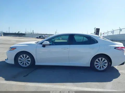2020 Toyota Camry Le VIN 4T1C11AK5LU972489 фото 15