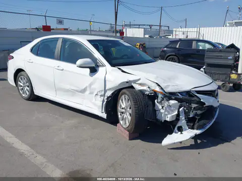 2020 Toyota Camry Le VIN 4T1C11AK5LU972489 фото 2