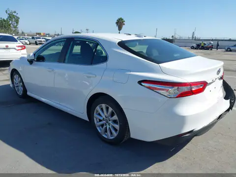2020 Toyota Camry Le VIN 4T1C11AK5LU972489 фото 4