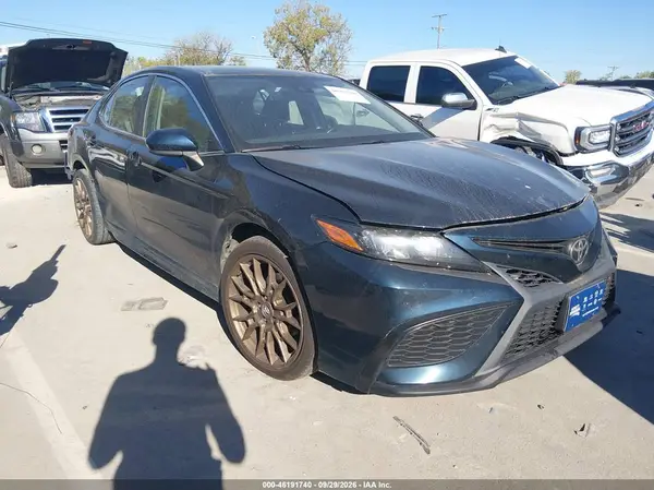 4T1G11AK8MU403123 — 2021 Toyota Camry, Задняя часть (Rear), фото до ремонта