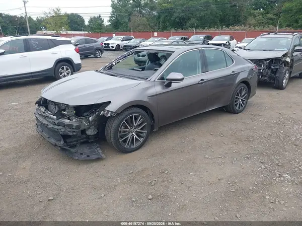 4T1F11BK3MU025660 — 2021 Toyota Camry, фото 2 с аукциона IAAI 07.10.2026, Передняя часть