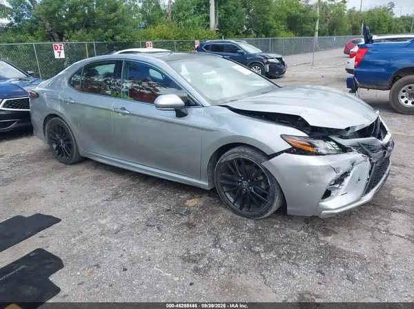 4T1K61AK9MU432996 — 2021 Toyota Camry, Передняя часть (Front End), фото до ремонта