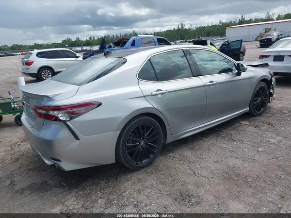 4T1K61AK9MU432996 — 2021 Toyota Camry, фото 4 с аукциона IAAI, Передняя часть