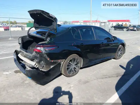 2021 Toyota Camry Se VIN 4T1G11AK5MU492830 фото 4