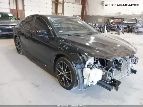 2021 Toyota Camry Se VIN 4T1G11AK6MU442891 фото 2