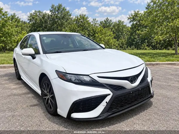 4T1G11AK7NU695087 Toyota Camry 2022 — повреждение Естественный износ, фото до ремонта