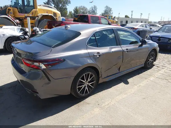 4T1T11AK8NU645412 — 2022 Toyota Camry, фото 4 с аукциона IAAI, Правый бок