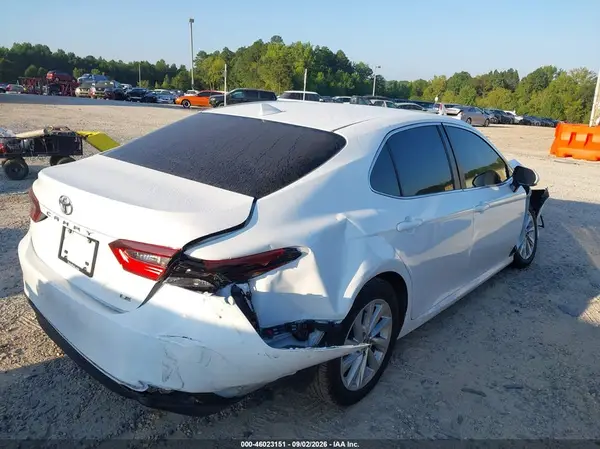 4T1C11AK4PU835551 — 2023 Toyota Camry, фото 4 с аукциона IAAI 12.10.2026, Передняя и задняя части