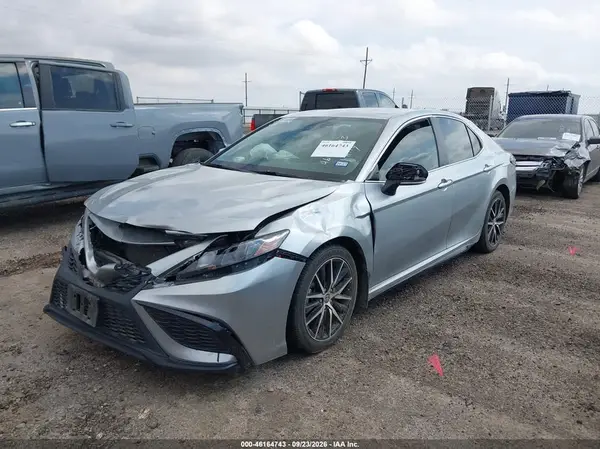 4T1G11AK1PU745923 — 2023 Toyota Camry, фото 2 с аукциона IAAI, Передняя часть