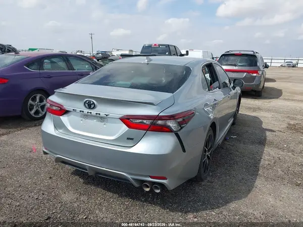 4T1G11AK1PU745923 — 2023 Toyota Camry, фото 4 с аукциона IAAI, Передняя часть