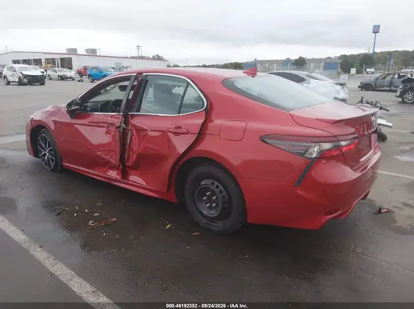 4T1G11AK2PU185202 — 2023 Toyota Camry, фото 3 с аукциона IAAI, Левый бок
