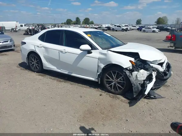 4T1G11AK6PU835116 — 2023 Toyota Camry, Передняя часть (Front End), фото до ремонта