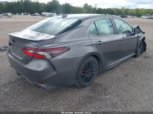 4T1G11AK2PU832035 — 2023 Toyota Camry, фото 4 с аукциона IAAI, Передняя часть