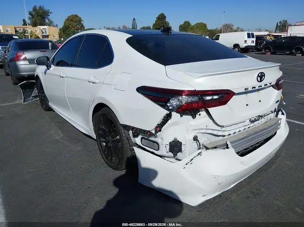 4T1KZ1AK8PU074981 — 2023 Toyota Camry, фото 3 с аукциона IAAI, Передняя часть