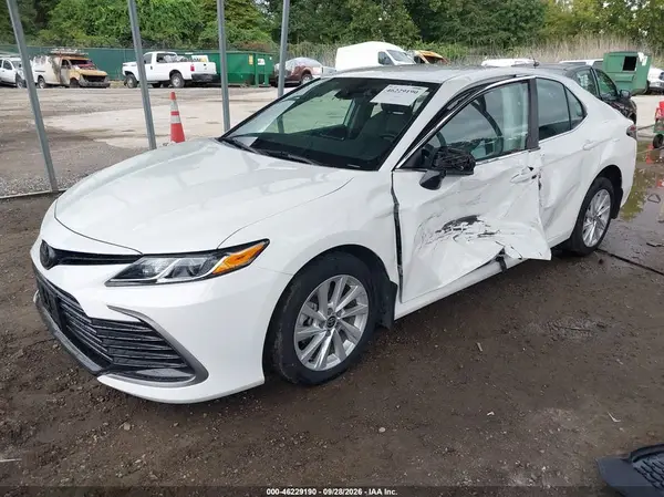 4T1C11BK4PU097362 — 2023 Toyota Camry, фото 2 с аукциона IAAI, Левый бок