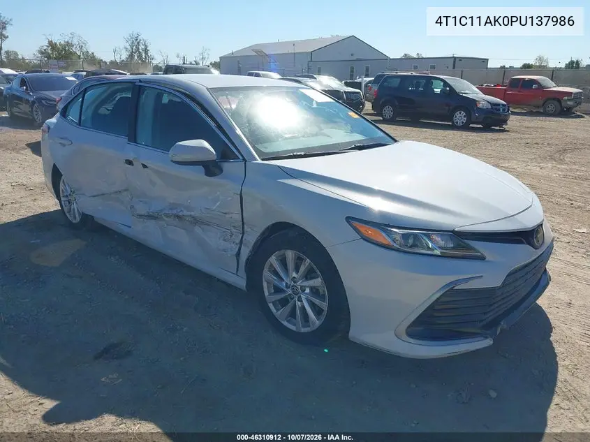 2023 Toyota Camry Le VIN 4T1C11AK0PU137986 фото 2