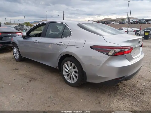4T1C11AK1RU866288 — 2024 Toyota Camry, фото 3 с аукциона IAAI, Передняя часть