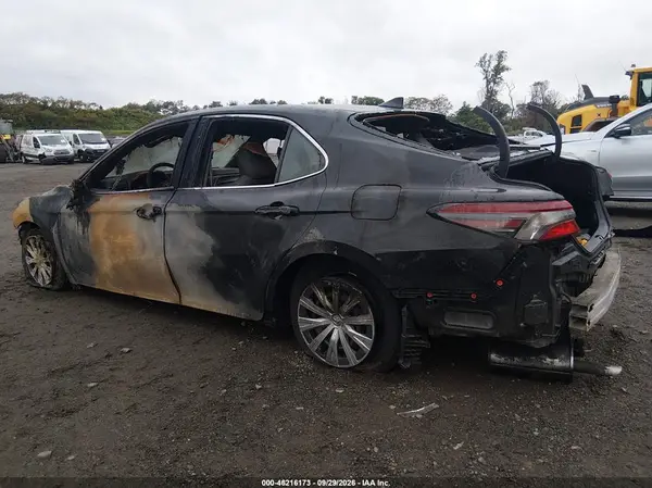 4T1C31AK2RU630484 — 2024 Toyota Camry, фото 3 с аукциона IAAI, Повреждения со всех сторон