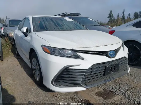 4T1C31AK4RU628669 — 2024 Toyota Camry, Передняя часть справа (Right Front), фото до ремонта