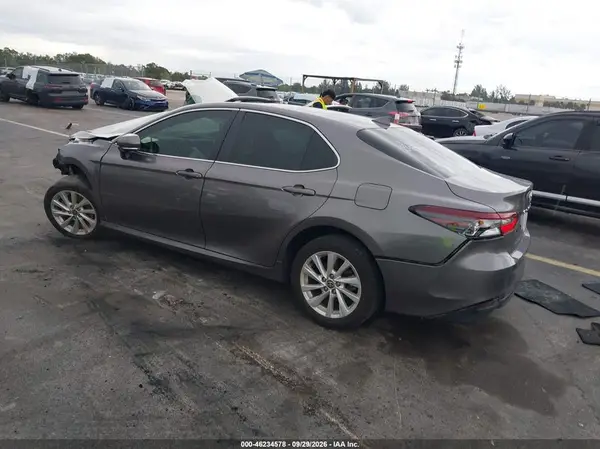 4T1R11AK9RU240613 — 2024 Toyota Camry, фото 3 с аукциона IAAI, Передняя часть