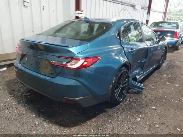 4T1DAACKXSU632027 — 2025 Toyota Camry, фото 4 с аукциона IAAI, Правый бок